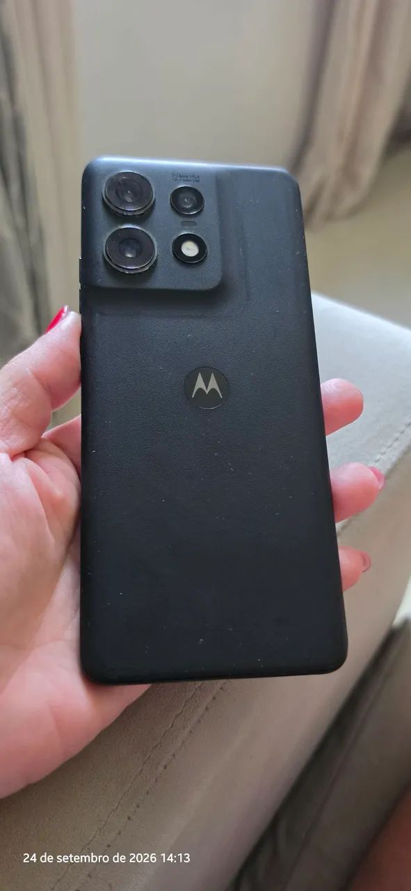 Motorola Egde 50 Pro 256gb - Foto 2