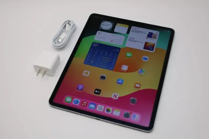 iPad Pro 13" M4 - Igual novo - Foto 2