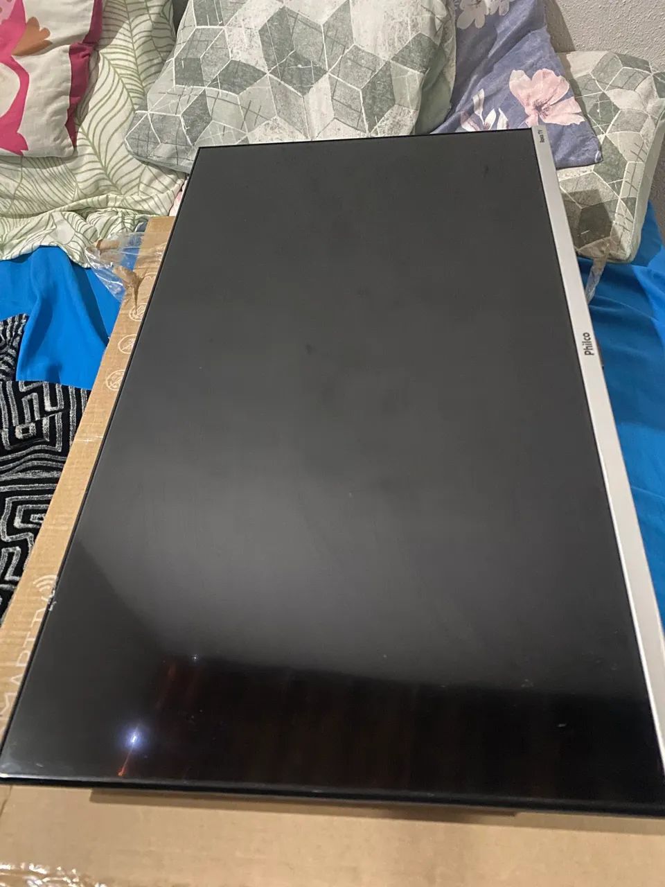 Vendo televisão semi nova  - Foto 3
