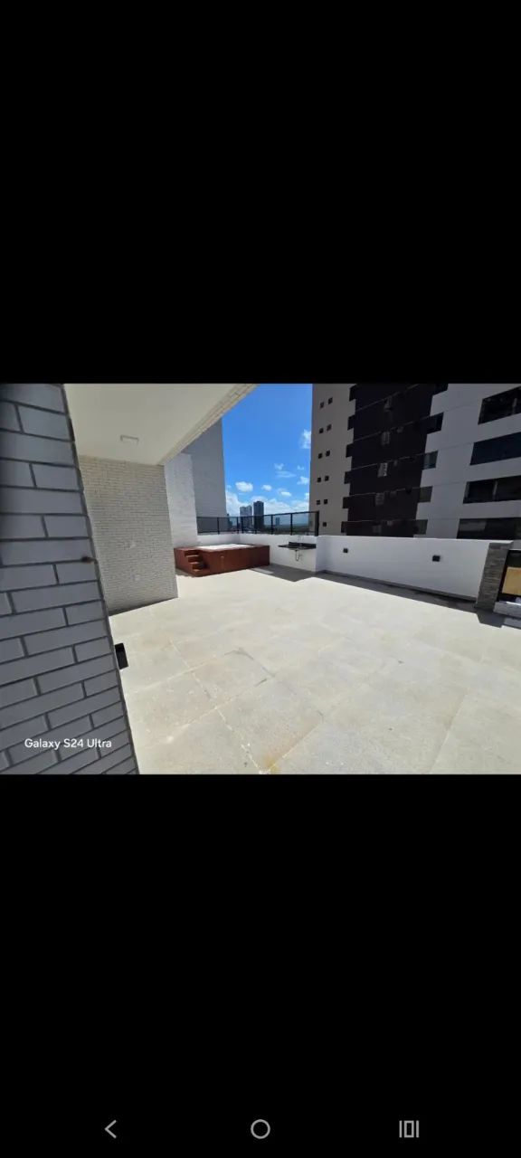 COBERTURA COM ÁREA PRIVATIVA E JACUZZI NO BRISAMAR - Foto 2