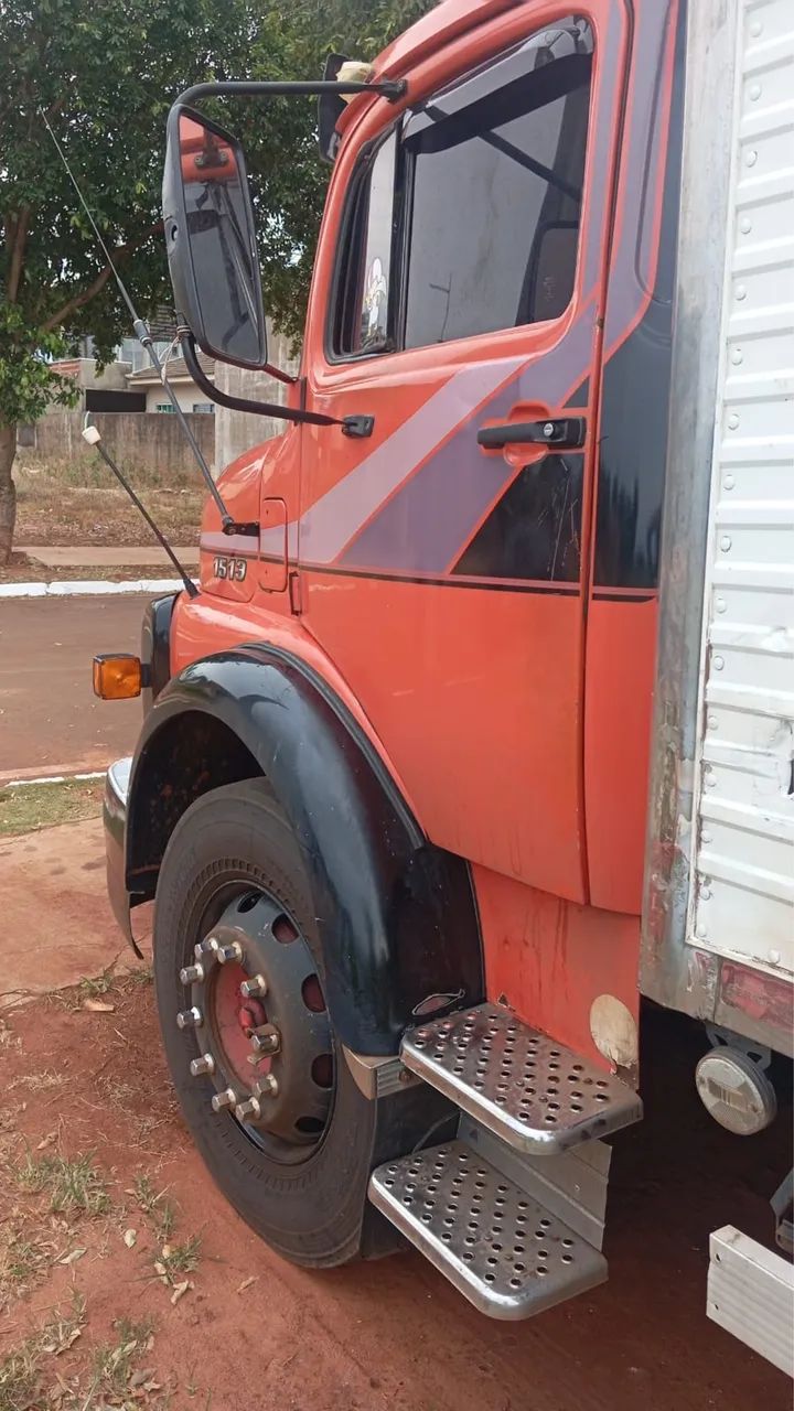 caminhão Mercedes-Benz 1513 - Foto 7