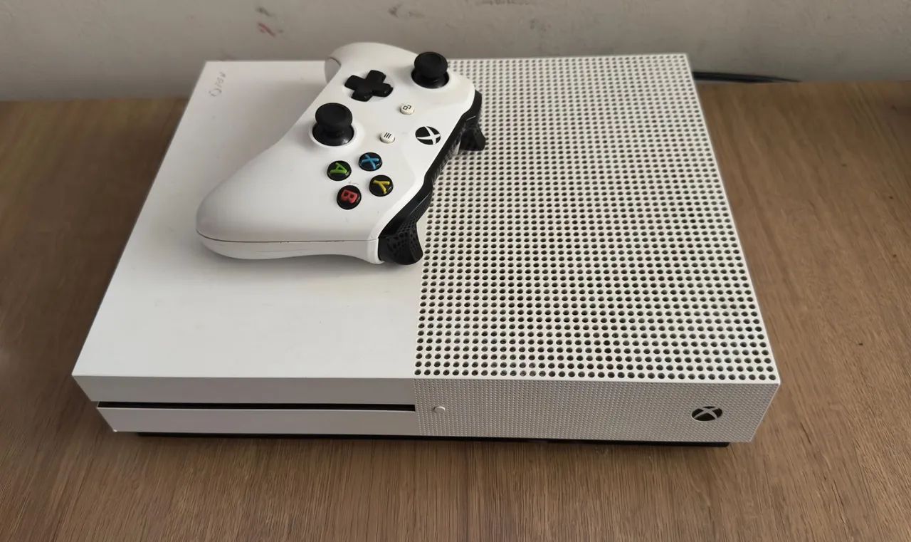 Xbox one S COM UMA MANETE ORIGINAL  - Foto 3