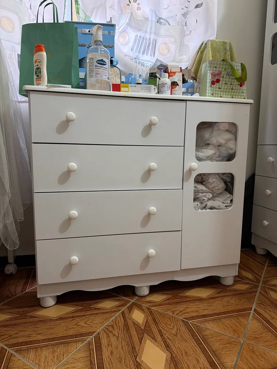 VENDO CÔMODA INFANTIL PEROBA  - Foto 3