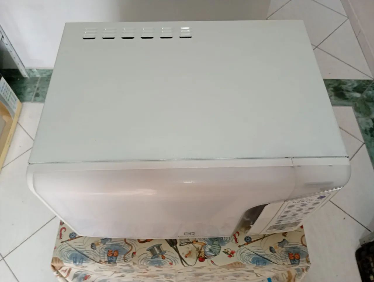 Microondas Electrolux MEP41 31 Litros 127 Volts  - Foto 4