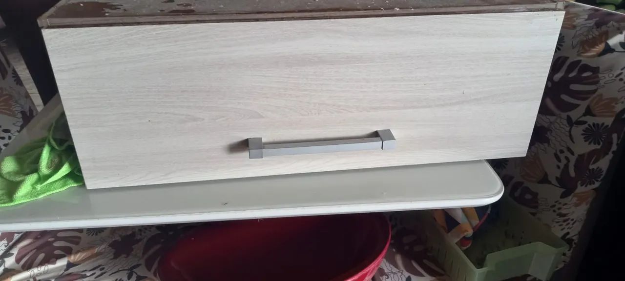 Vendo peças armário 