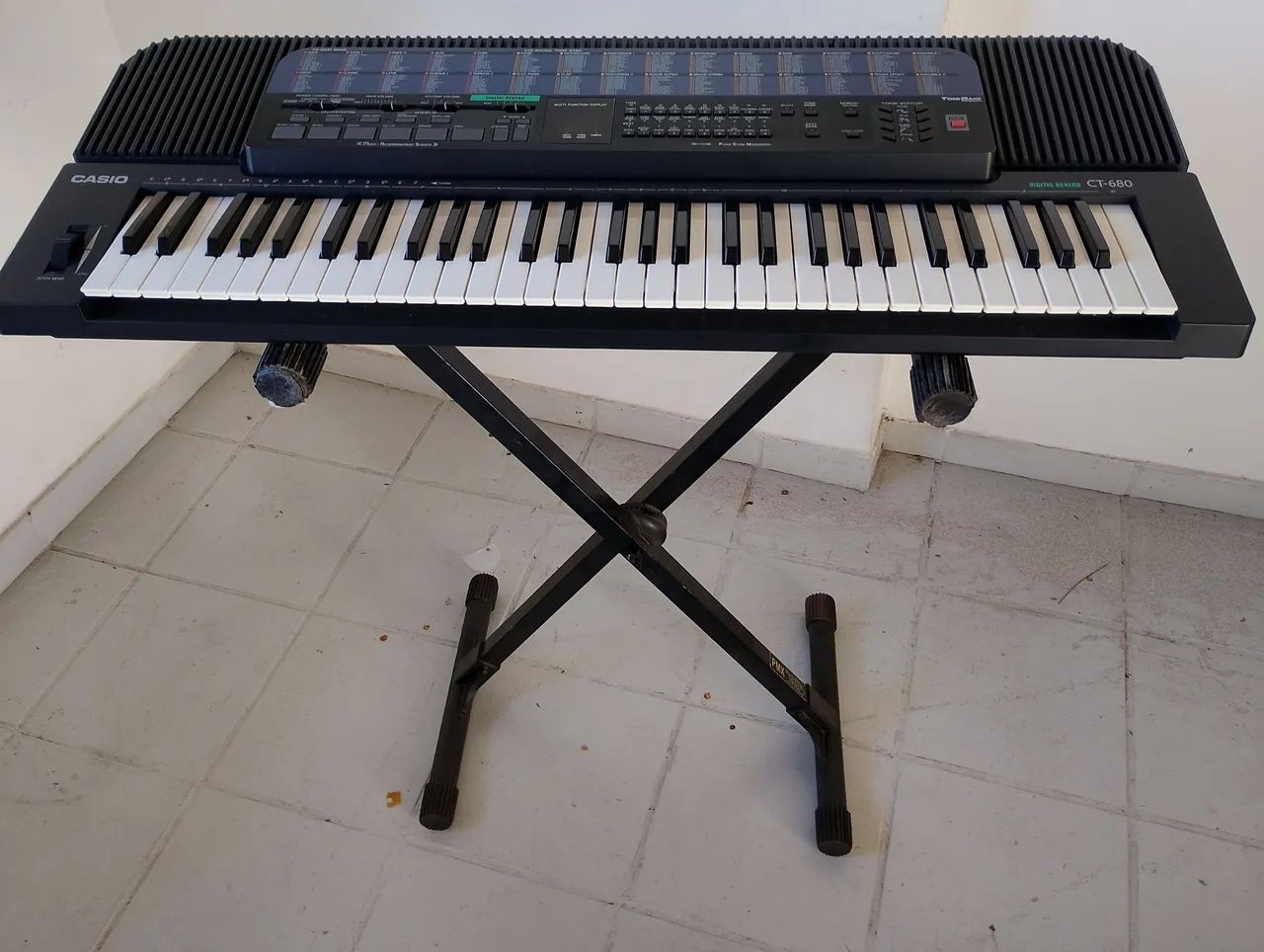 CASIO CT-680 OTIMO ESTADO - Foto 4