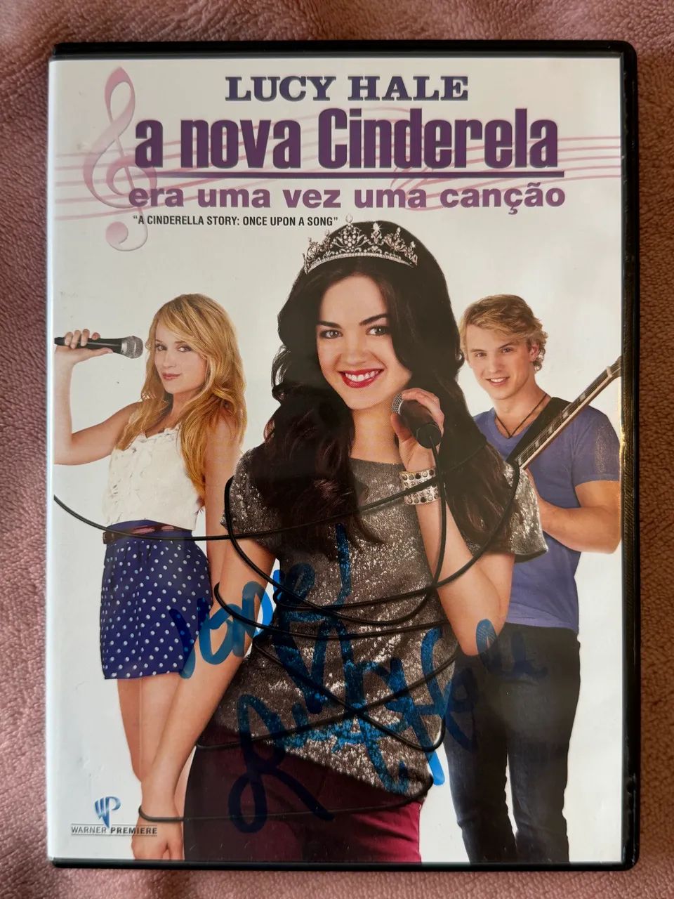 DVD Lucy Hale A Nova Cinderela (Autografado)