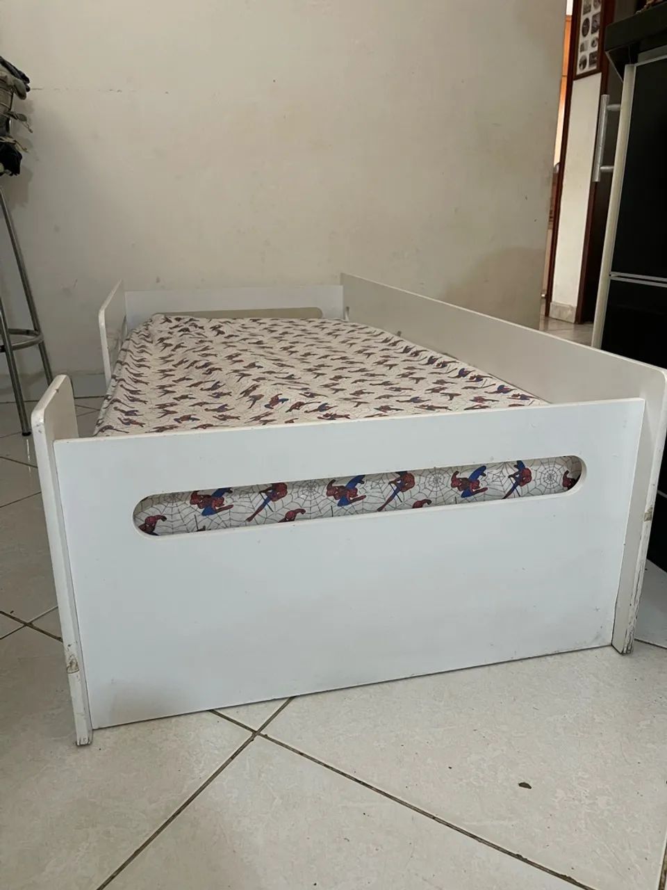 Vendo cama infantil com colchão  - Foto 3