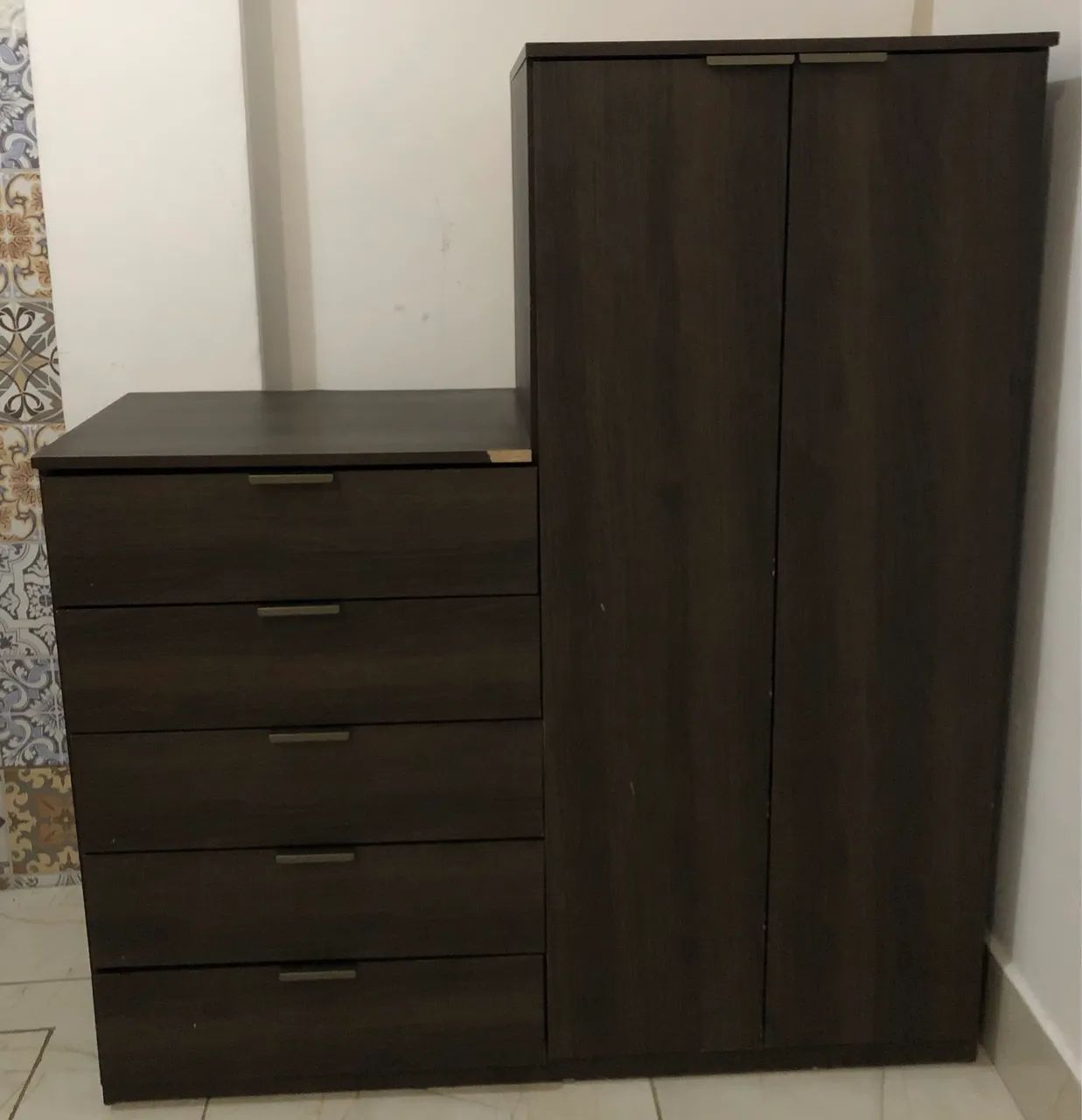 Vende-se cômoda 