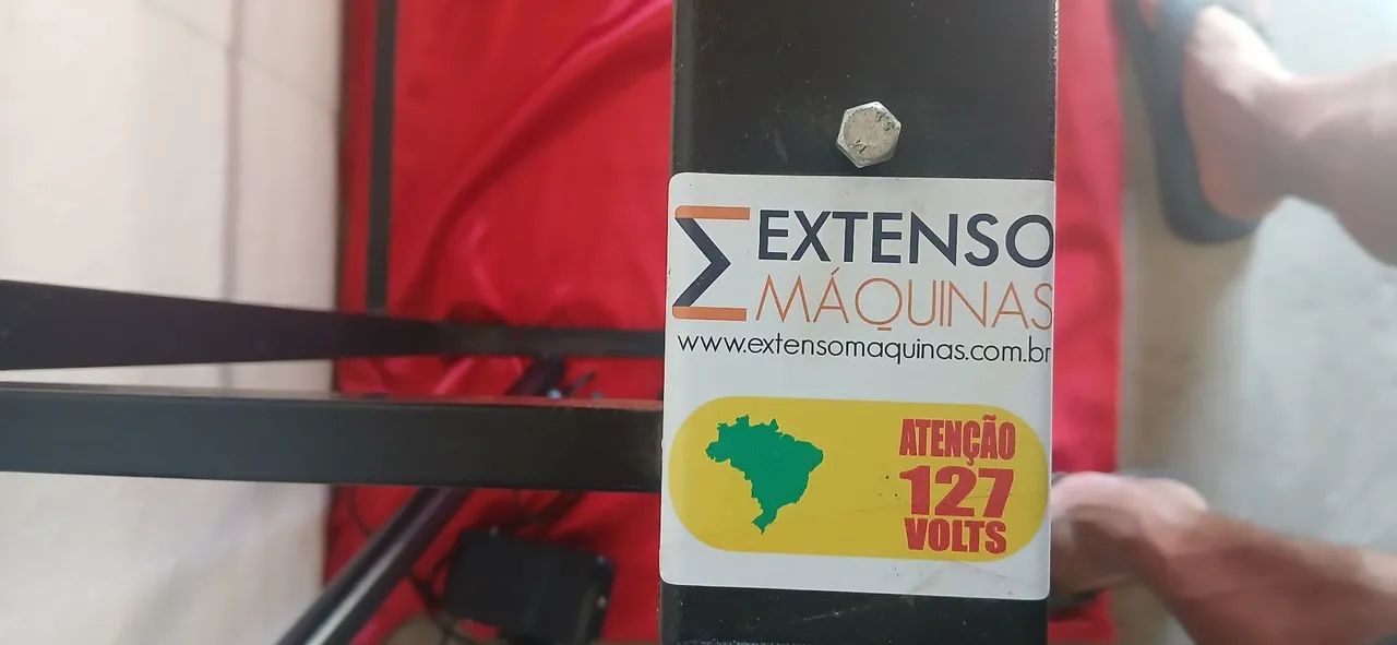Máquina de fazer chinelos seminovos nova  - Foto 3