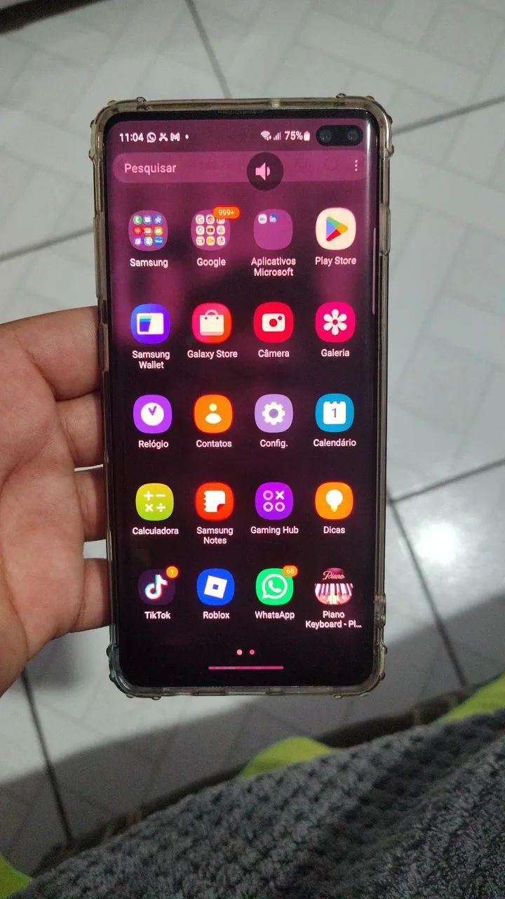 S10+ de 128gb e 8 de ram usado - Foto 2