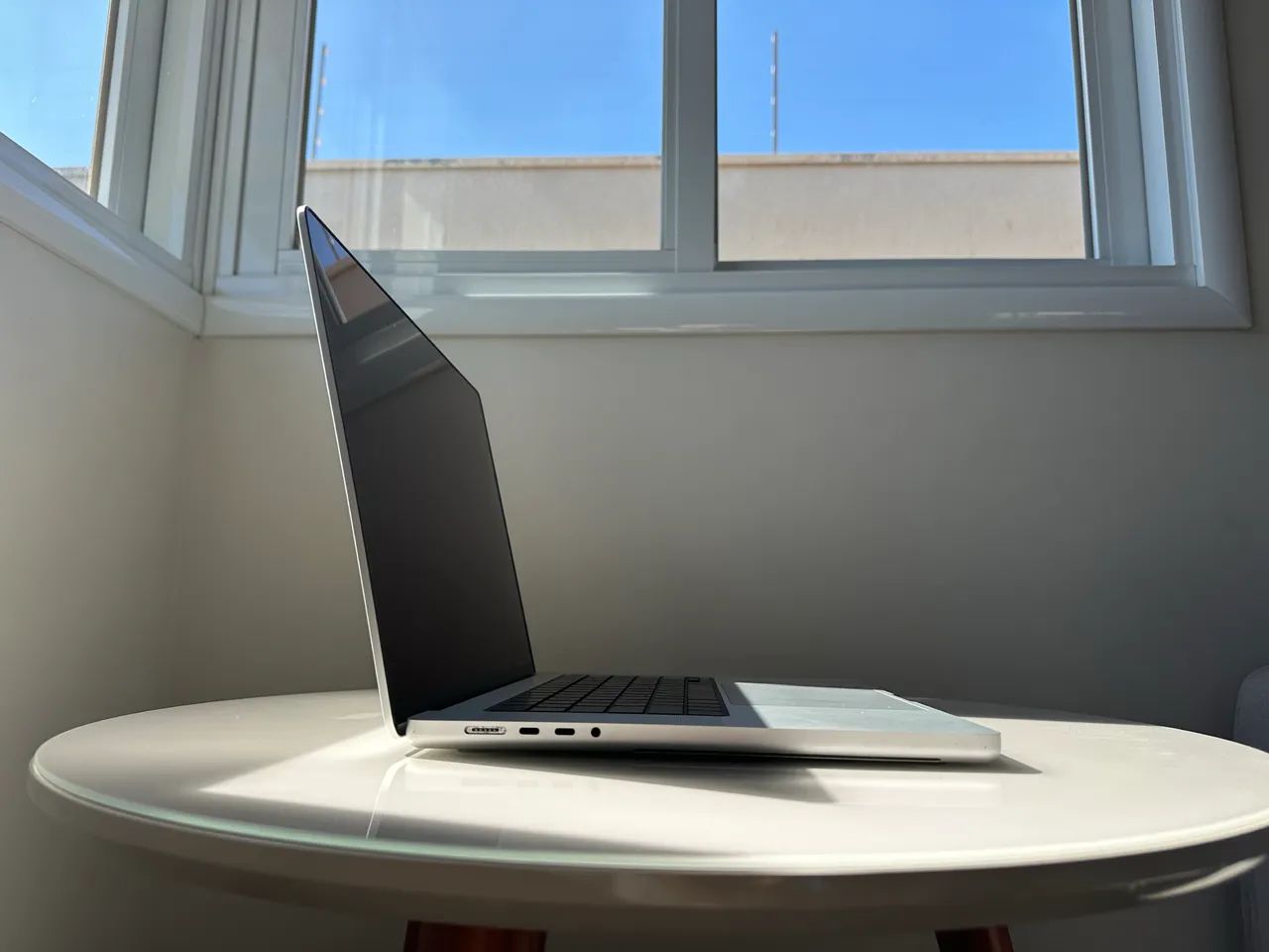 MacBook Pro 16" M3 Pro  - Foto 4