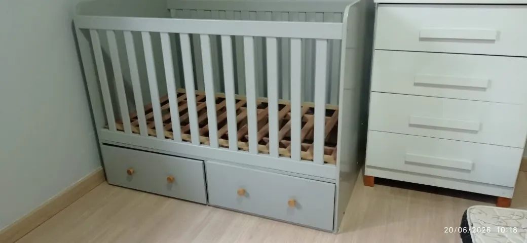 Berço e cômoda MDF 