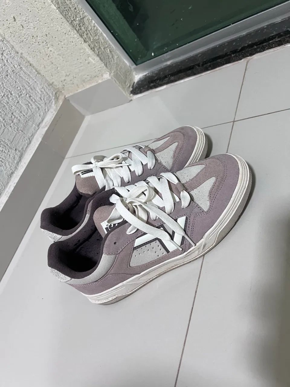 VANS NOVO