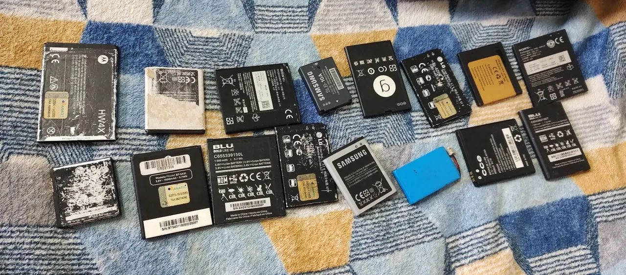 Lote de baterias de celular