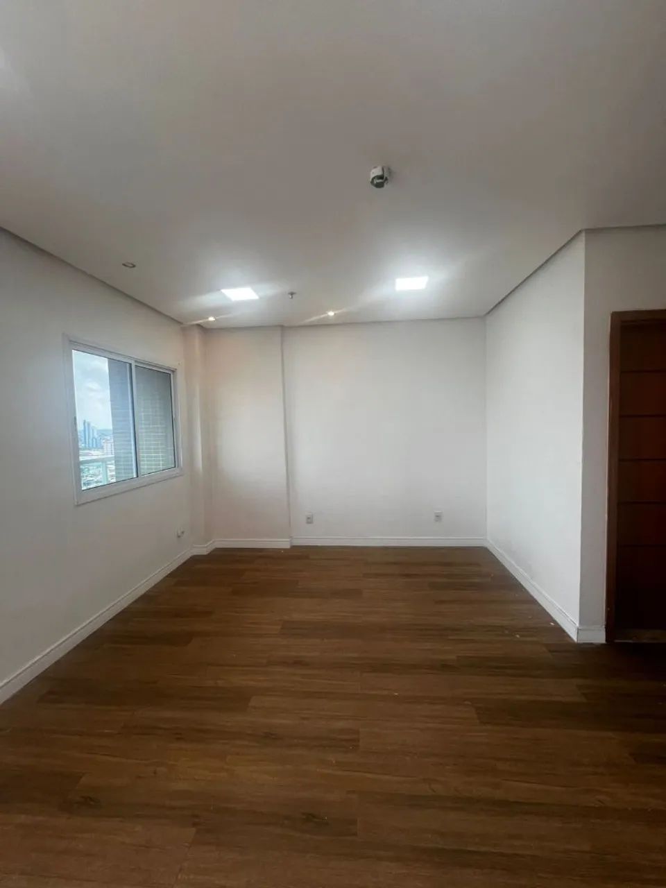 VITTA OFFICE - Bacelar Imóveis aluga sala comercial, 32m², com garagem, no Marco - Foto 2