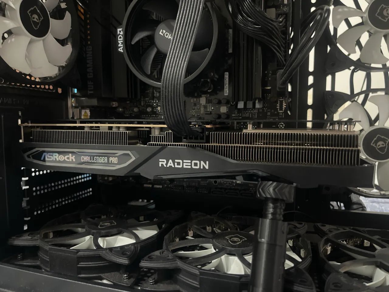 PLACA DE VÍDEO ASROCK OC PRO CHALENGER 8GB - Foto 2