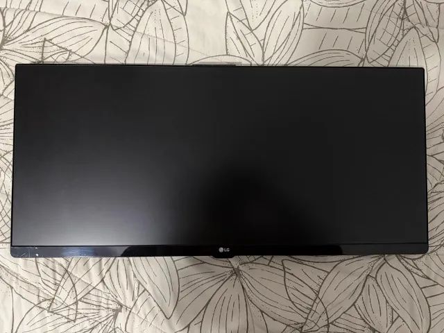 Monitor LG 25? Ultrawide - Estado de Novo! - Foto 4