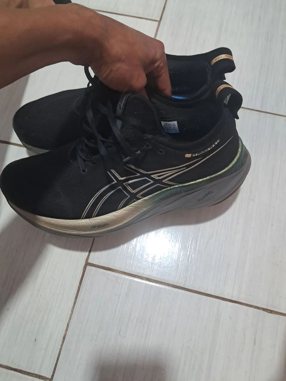 Tenis asisc gel nimbus 26 - Foto 3
