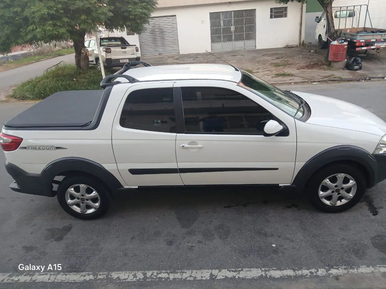 Fiat Strada Freedom 1.4 Flex 8V CD 2020 - Foto 2