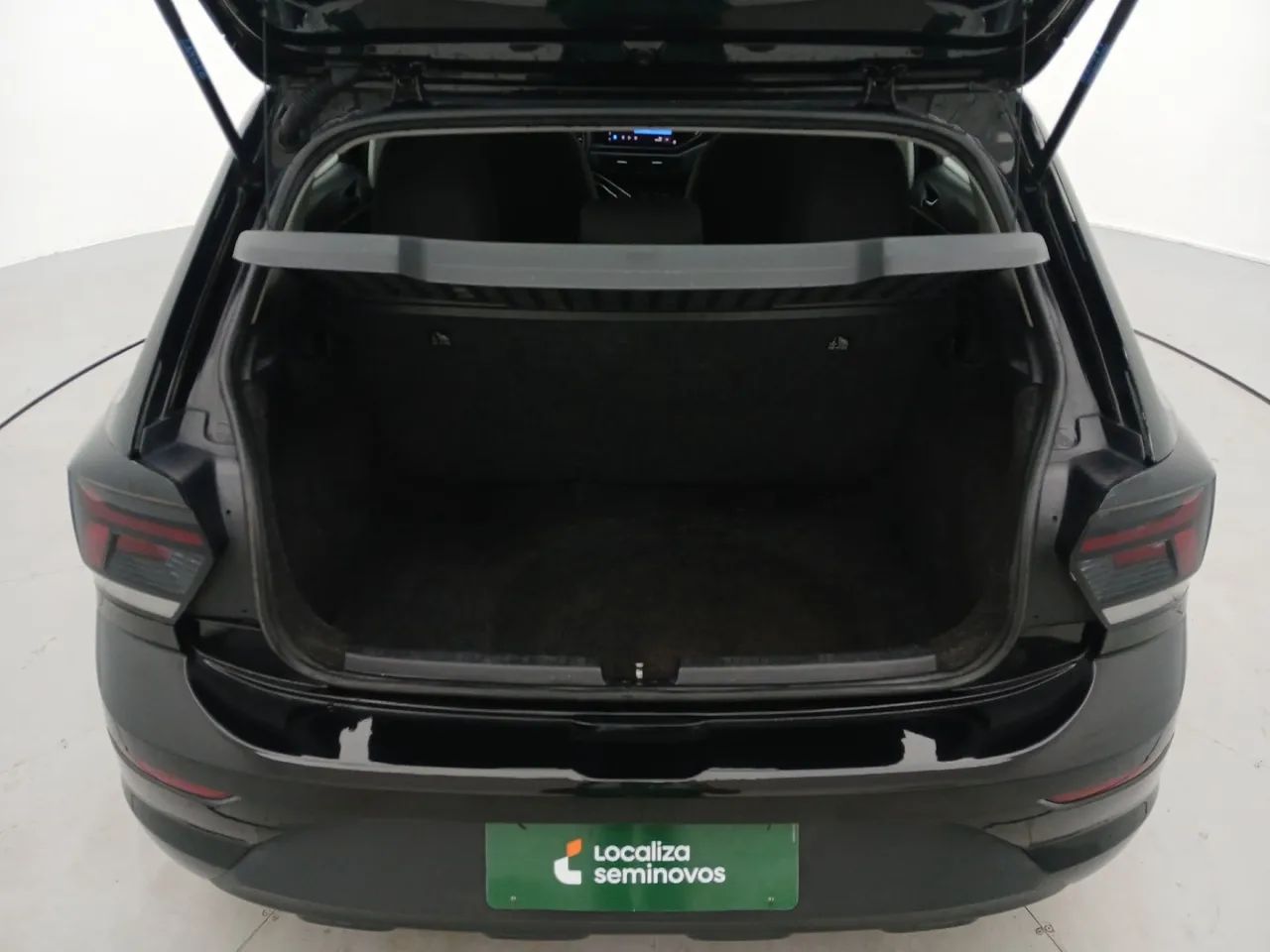 Volkswagen Polo Track 1.0 Flex 12V 5p, foto 9 de 18