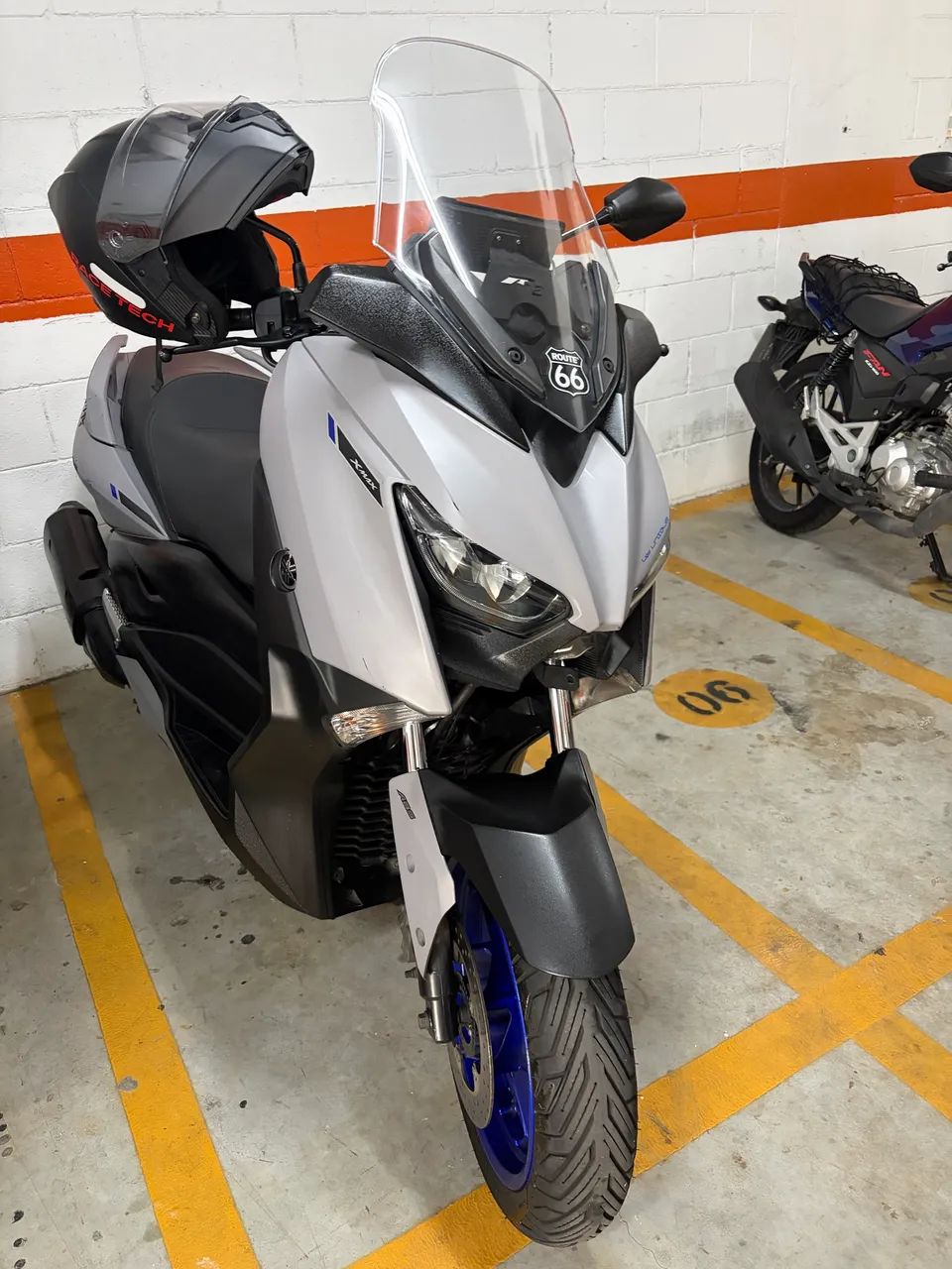 Xmax 250 - Foto 3