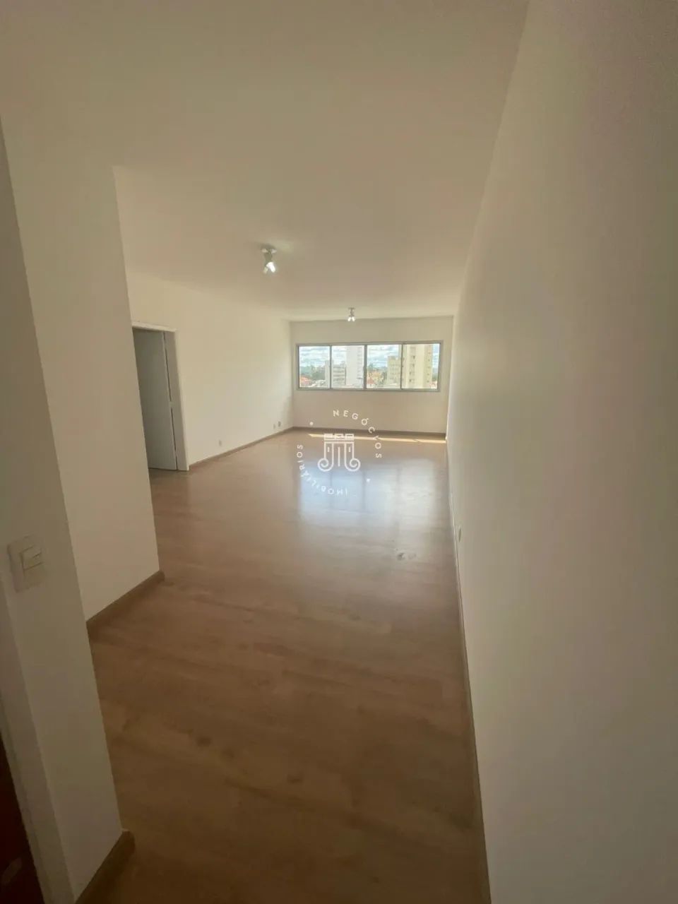 APARTAMENTO À VENDA E LOCAÇÃO COM 118M² NO EDIFÍCIO BARONESA NO CENTRO DE JUNDIAÍ/SP - Foto 2
