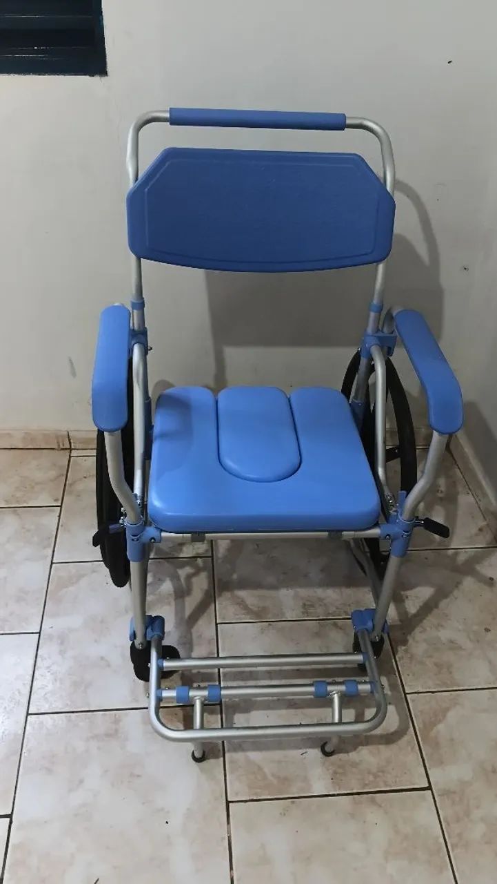Cadeira de banho nova
