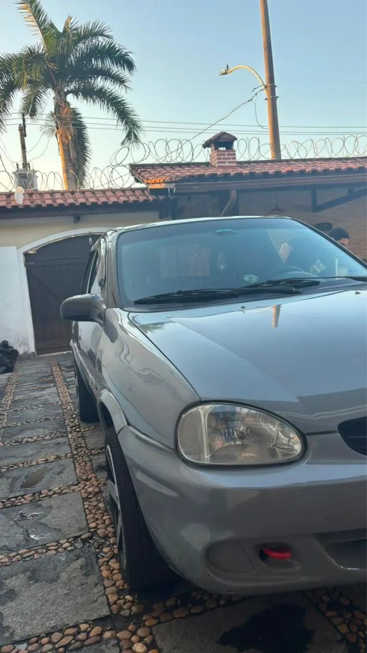 Chevrolet Corsa Sedan 1.0 MPFI 8V 71cv 4P 2004
