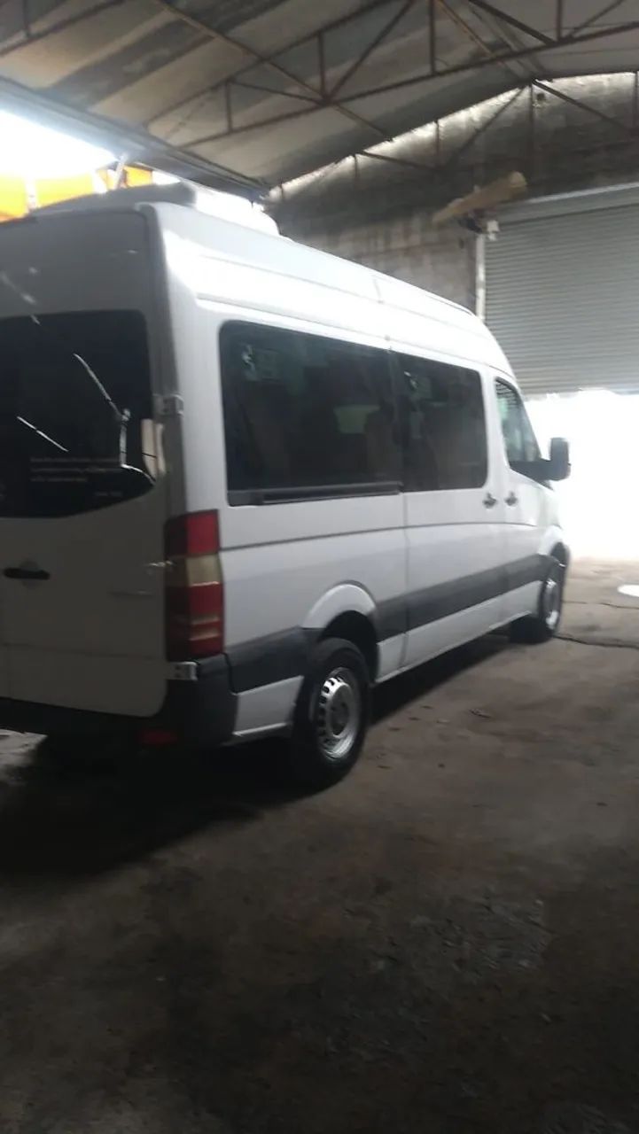 Mercedes-Benz Sprinter 415 Van Luxo T.a. 2.2 Diesel 2017 - Foto 4