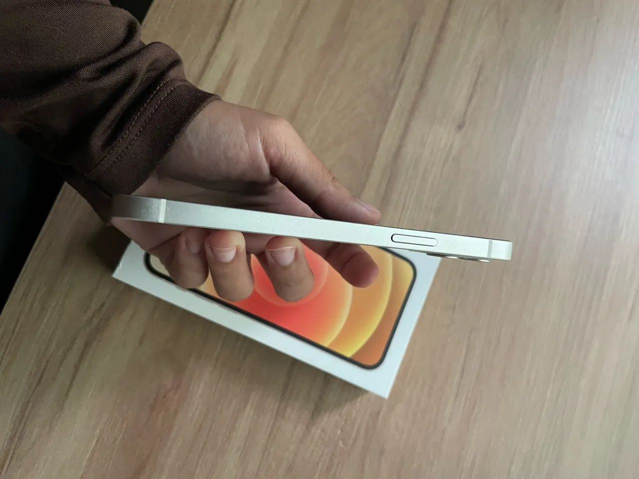 Iphone 12 128g com defeito  - Foto 4