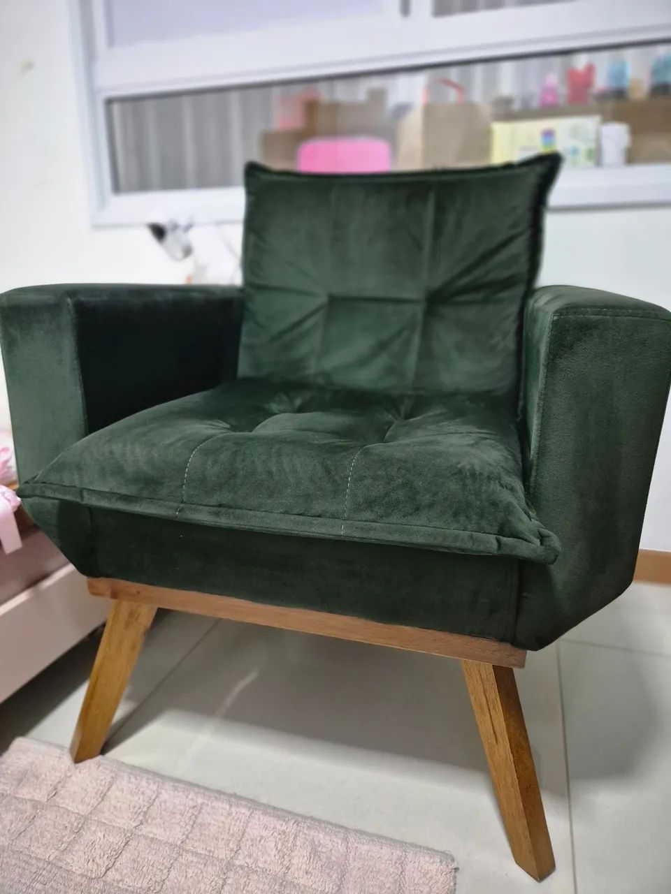 Poltrona decorativa ou amamentação com puff - Foto 3