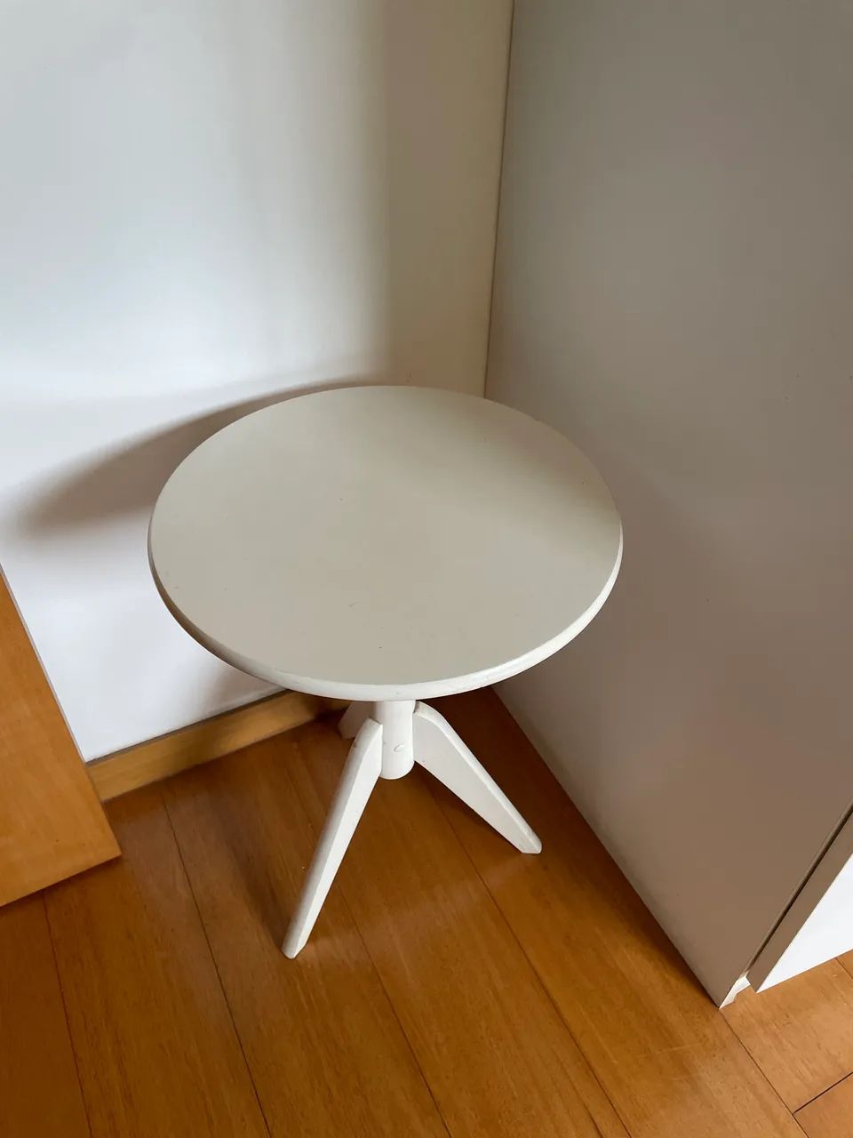 Mesa de canto 