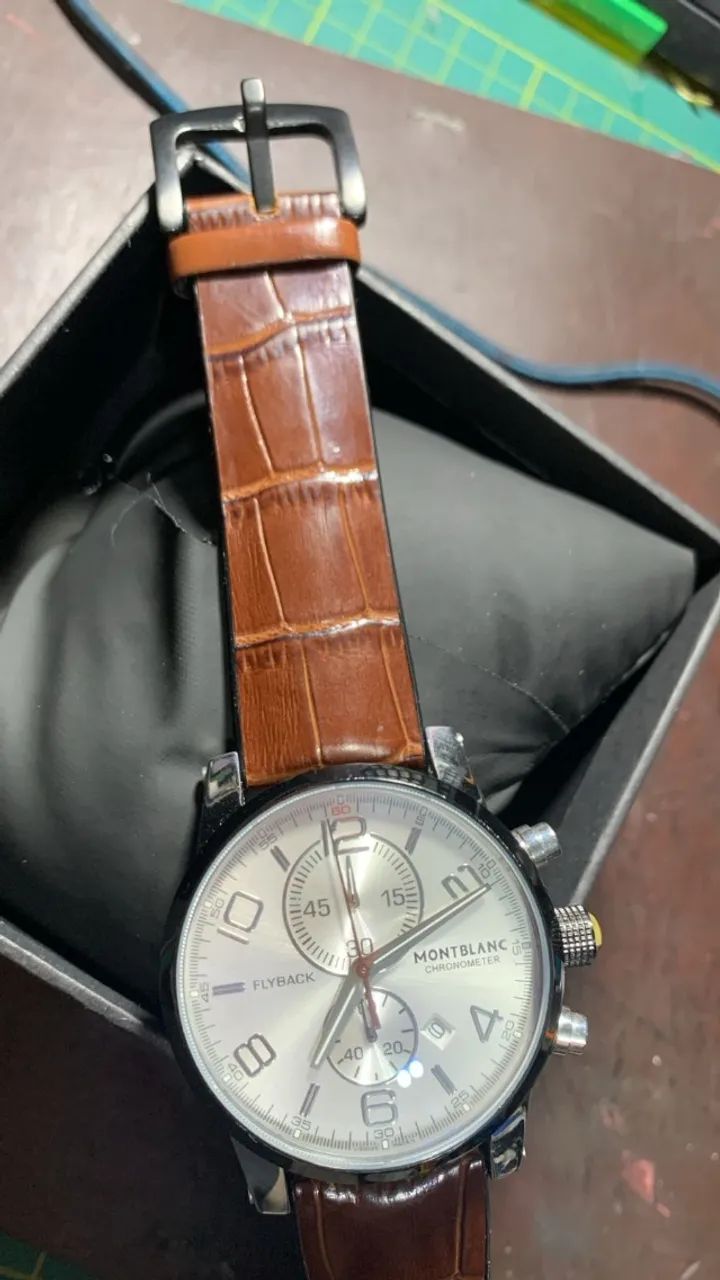 RELOGIO MONTBLANC FLYBACK CRONO PULSEIRA COURO MARROM (SEM USO RARO)  - Foto 4