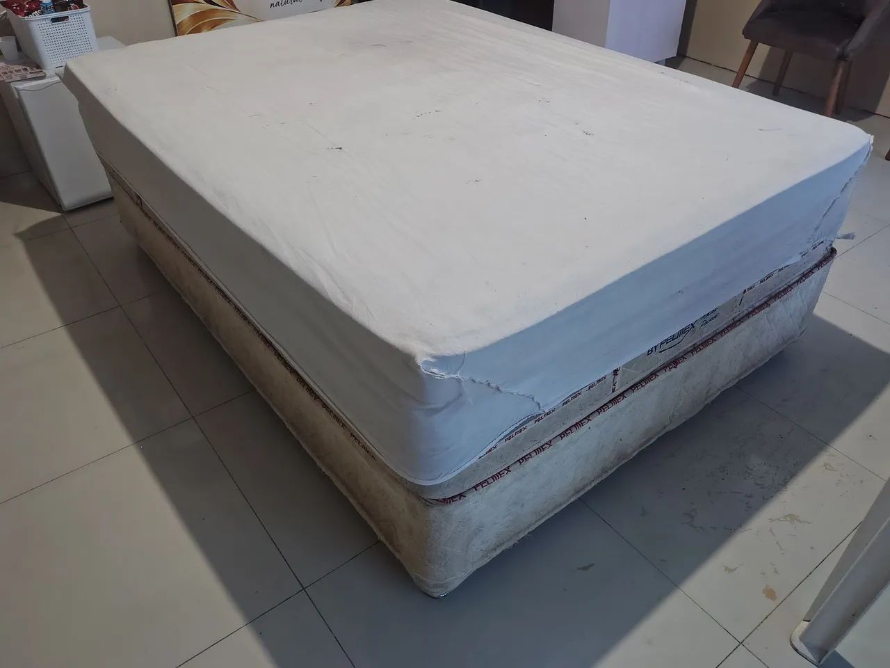 Cama box de casal PELMEX, com molas ensacadas. - Foto 3