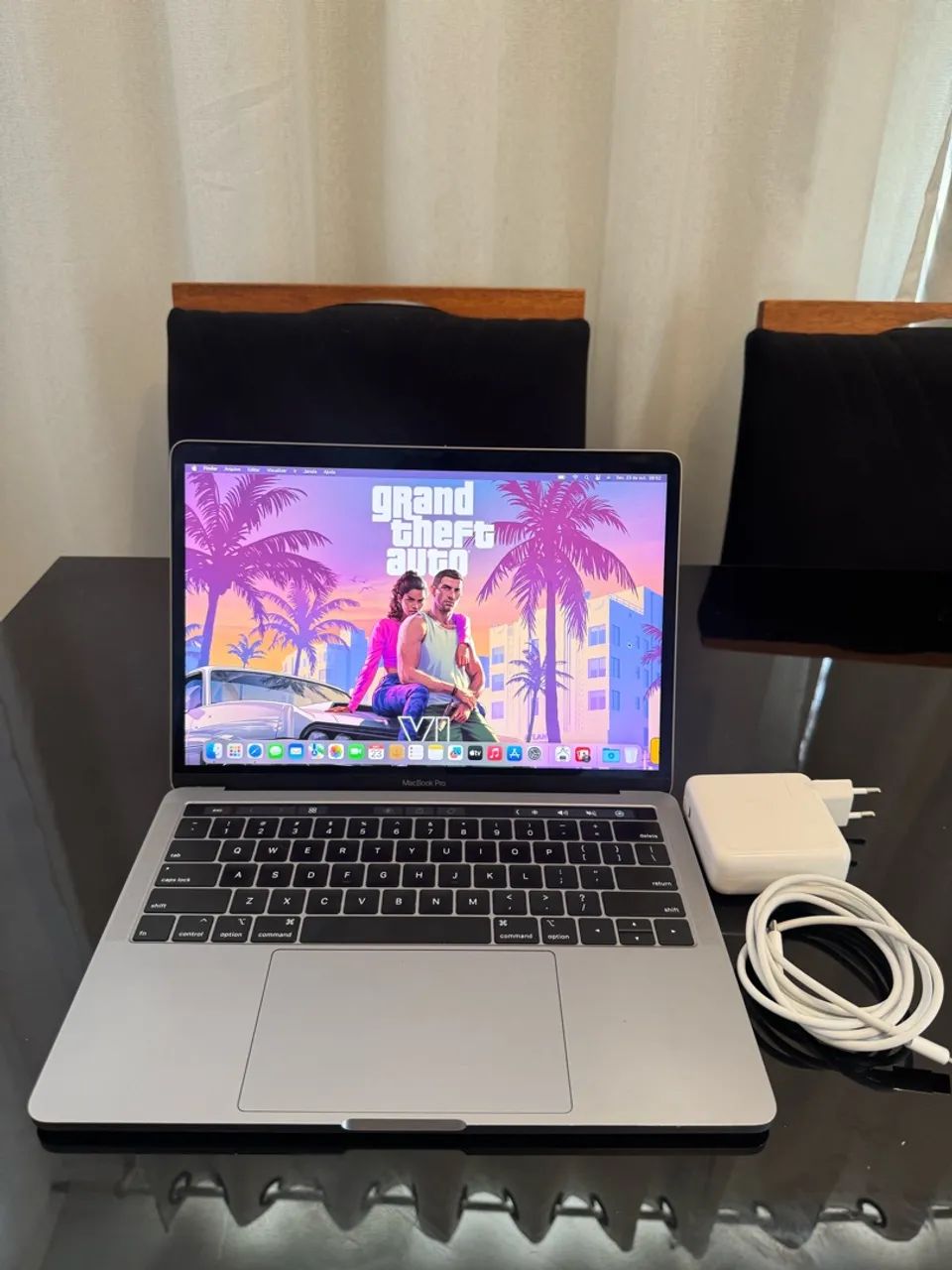 MacBook Pro 2019, 512GB SSD, 8 ram core i5