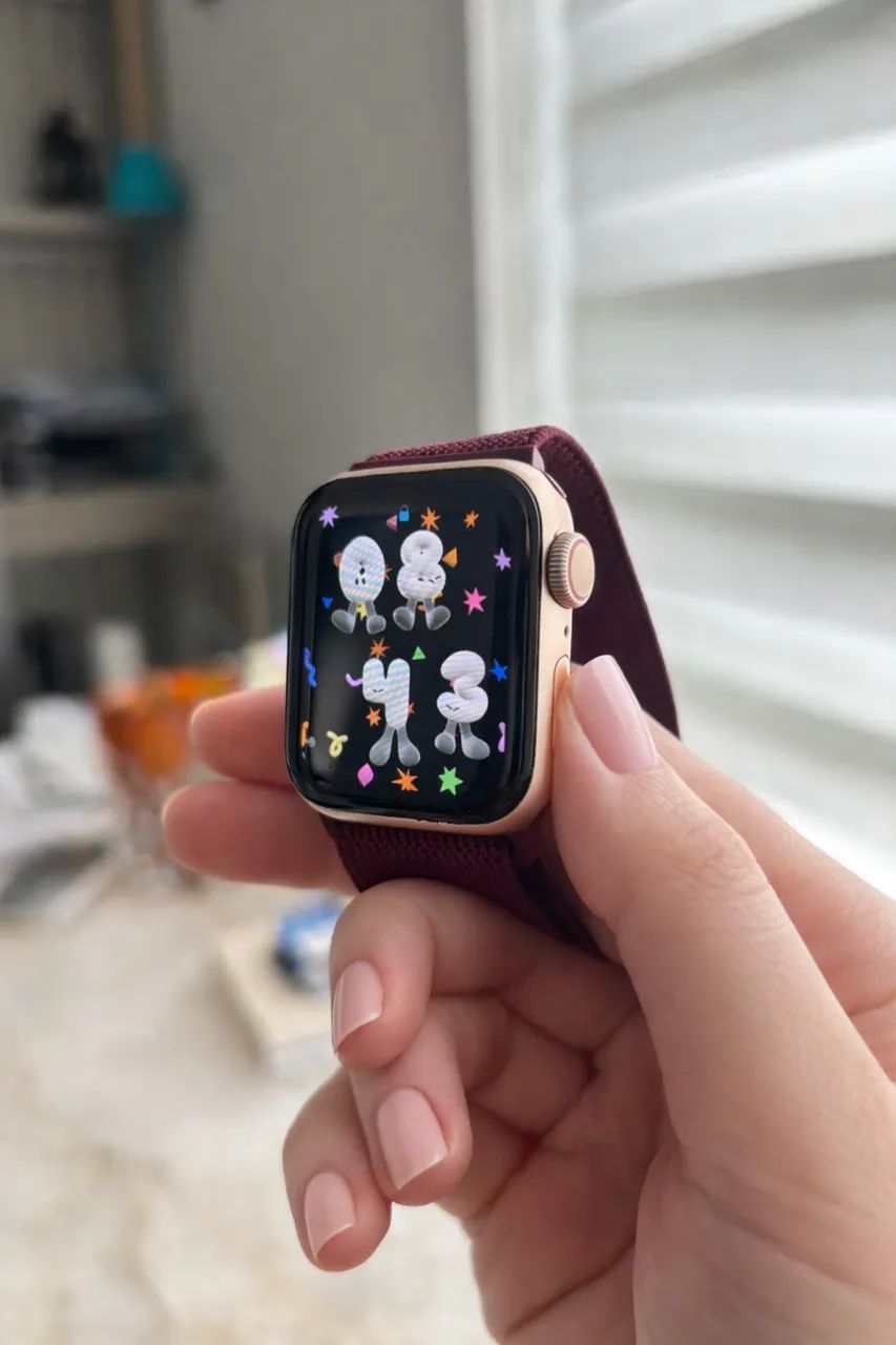 Apple Watch S6 40mm - GPS + Celular - Barato!
