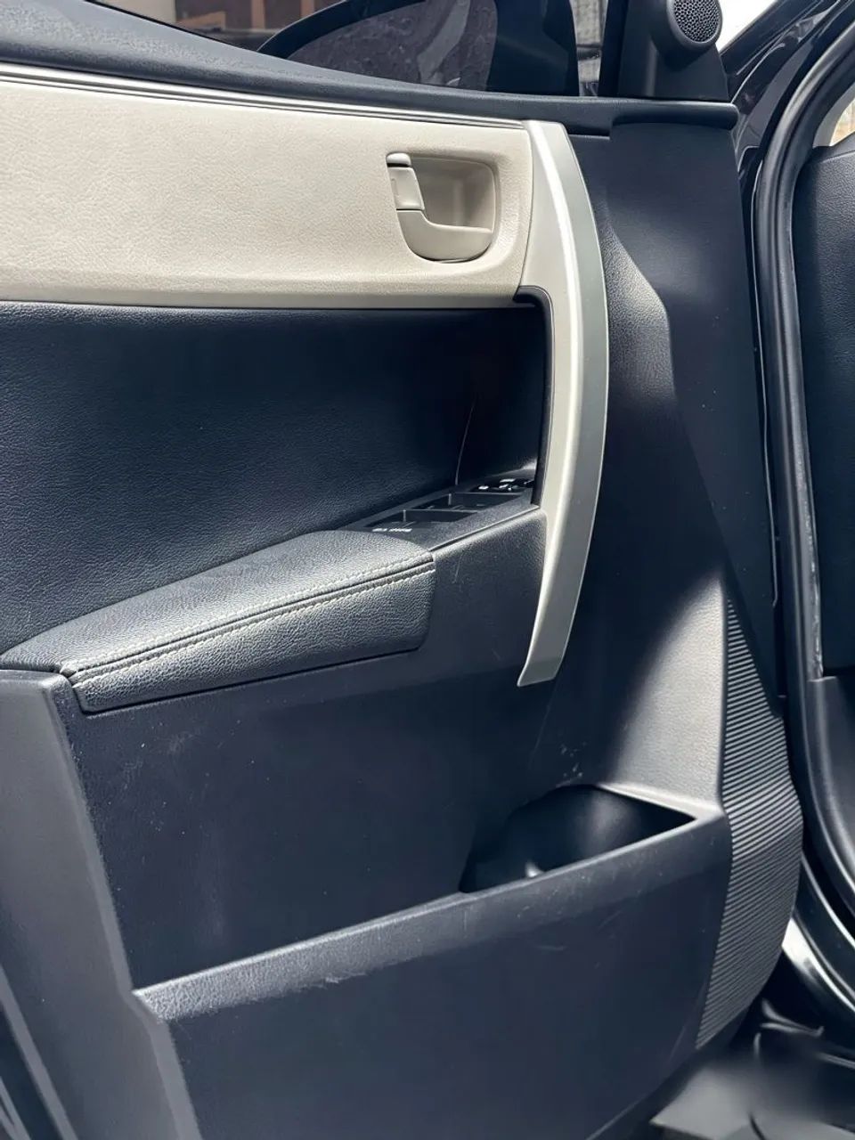 Toyota Corolla XEI 2.0 Flex 16V Aut. 2017 - Foto 4