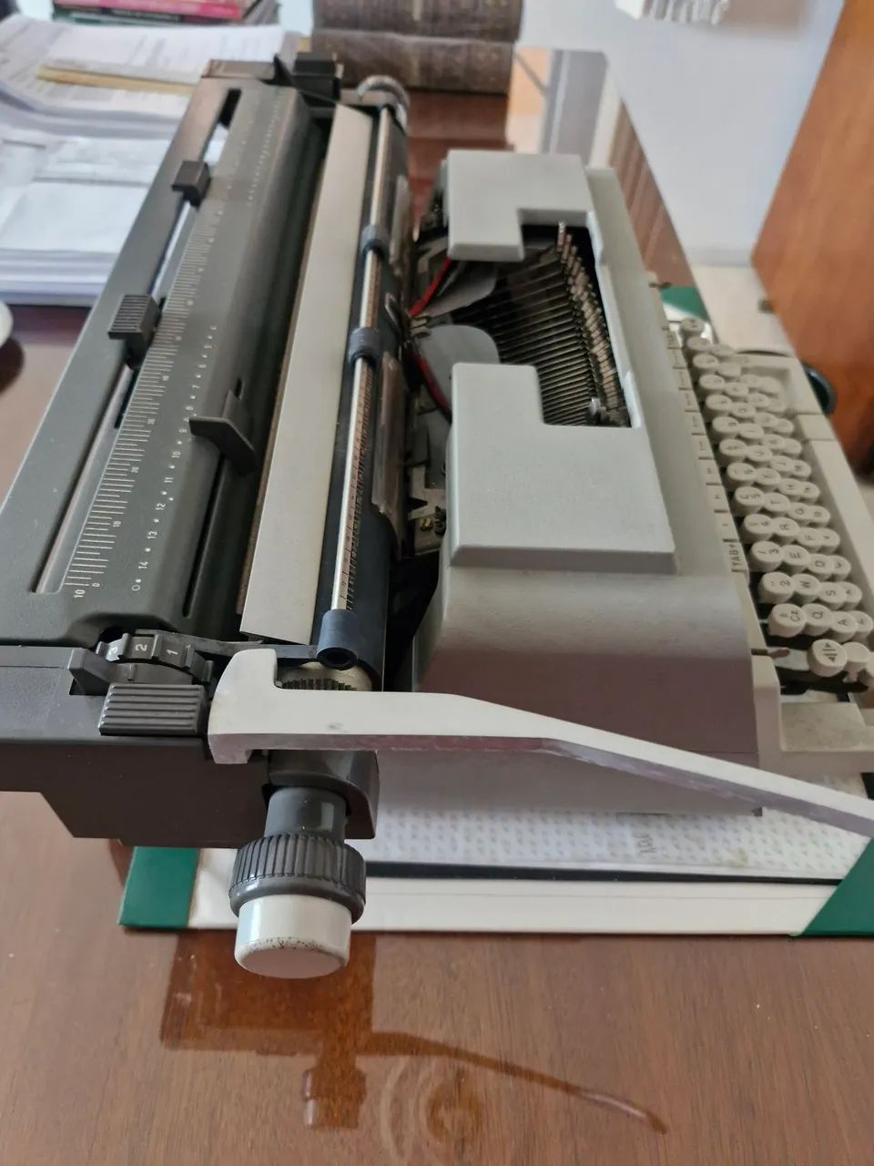 Máquina Datilografia Olivetti Linea 98 - Funcionando perfeitamente - Foto 3