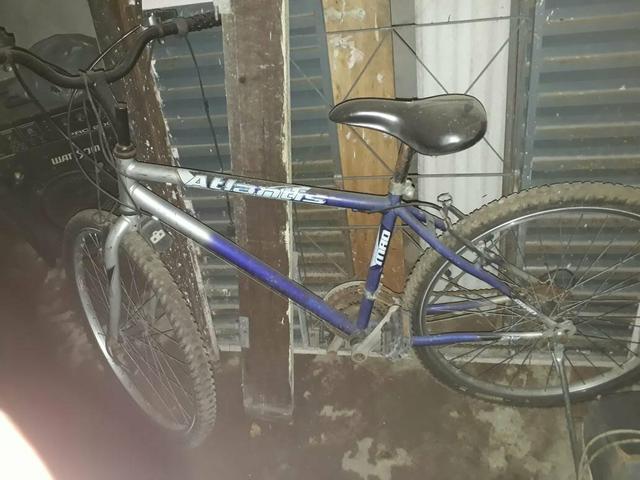 Vendo bicicleta de marchas conservada - Foto 3