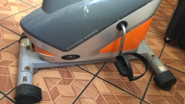 Vendo essa bicicleta ergométrica - Foto 3