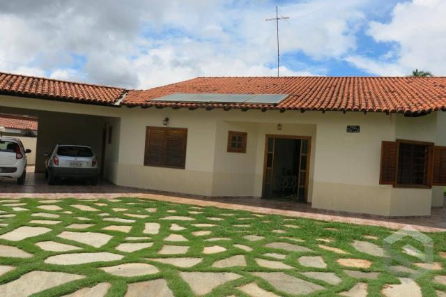 Casa térrea de esquina no lago norte