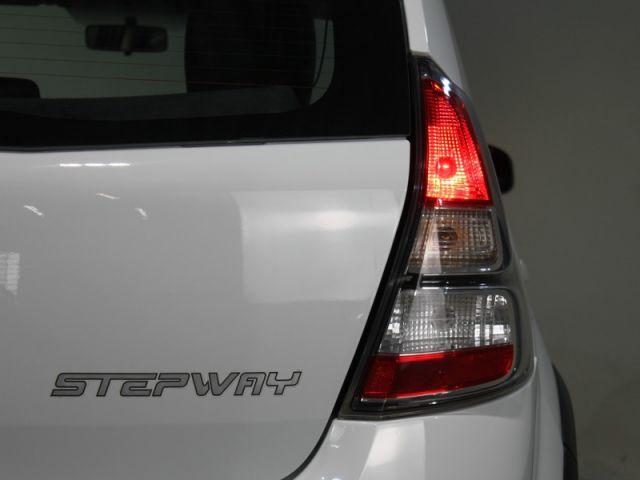 SANDERO STEPWAY Hi-Power 1.6 8V 5p impecável unic - Foto 17