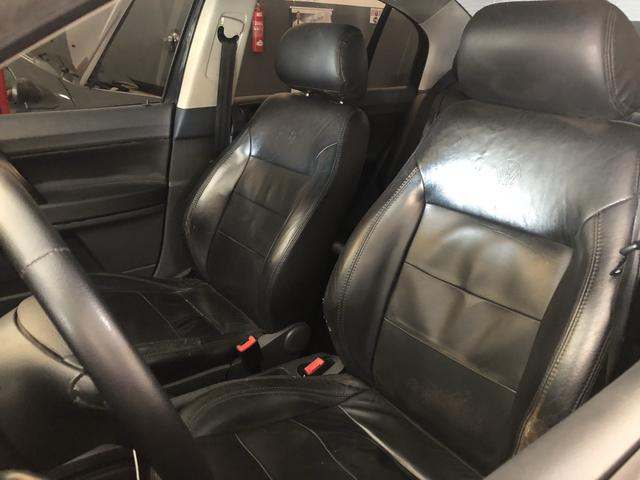 Vw Polo sedan 10/11 - Foto 6
