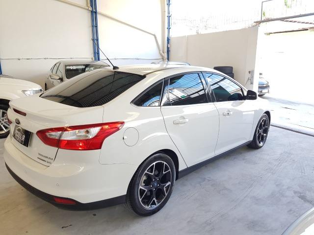 Ford Focus Sedan Titanium automático - Foto 17