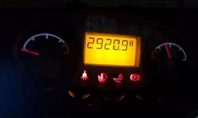 Minicarregadeira bobcat s650 / 2014 - Foto 6