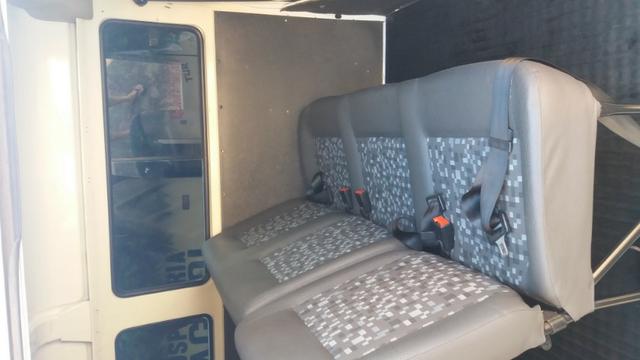 Vendo Kombi semi-novo 2013/2014
