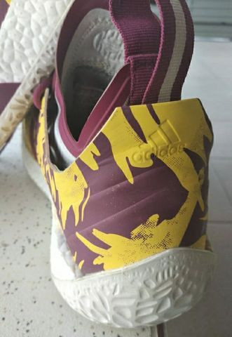 Tênis adidas James harden