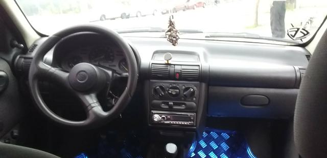 Corsa sedan