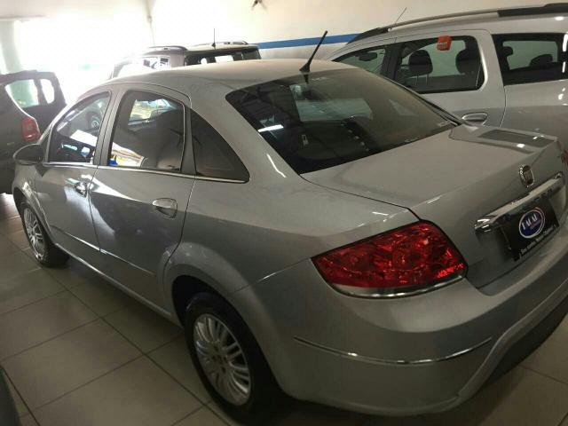 LINEA 2015/2016 1.8 ESSENCE 16V FLEX 4P MANUAL - Foto 4
